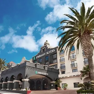 Embassy By Hilton Angeles International Airport South Hotel
