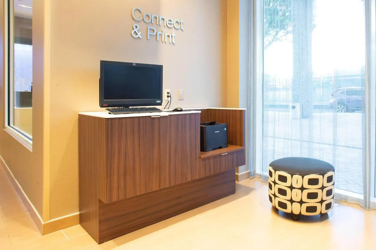 Fairfield Inn & Suites By Marriott New York Queens/Fresh Meadows 3*,
