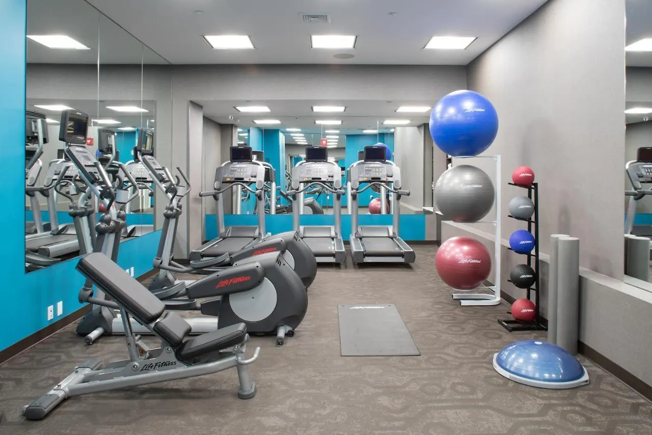 Fairfield Inn & Suites By Marriott New York Queens/Fresh Meadows Hotel
